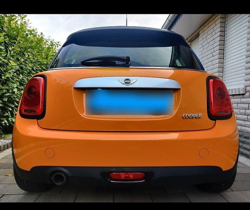 Second-hand Mini Cooper 136 CP (100 kW) 2015 Portocaliu Hatchback