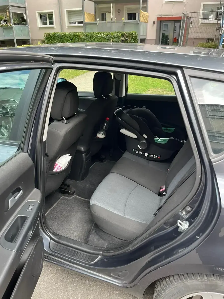 Gebraucht Kia Ceed 100 PS (73 kW) 2013 Grau Kleinwagen