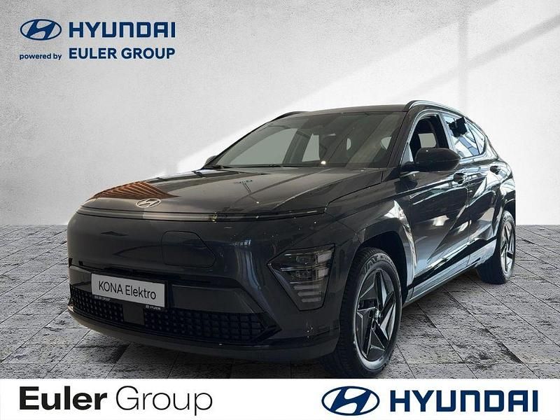 Grau Neu 2025 Hyundai Kona Trend SUV | 32.459 € (Superpreis) - Bild 1/4
