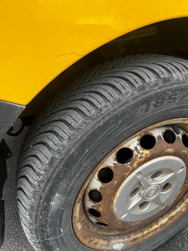 Gebraucht Fiat Doblò 75 PS (55 kW) 2007 Gelb Van / Kleinbus