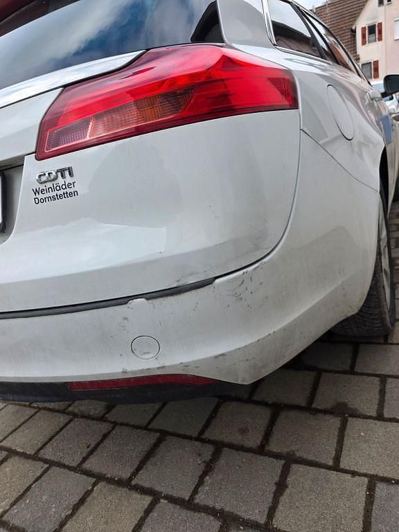 Gebraucht Opel Insignia Edition 163 PS (119 kW) 2013 Weiß Kombi