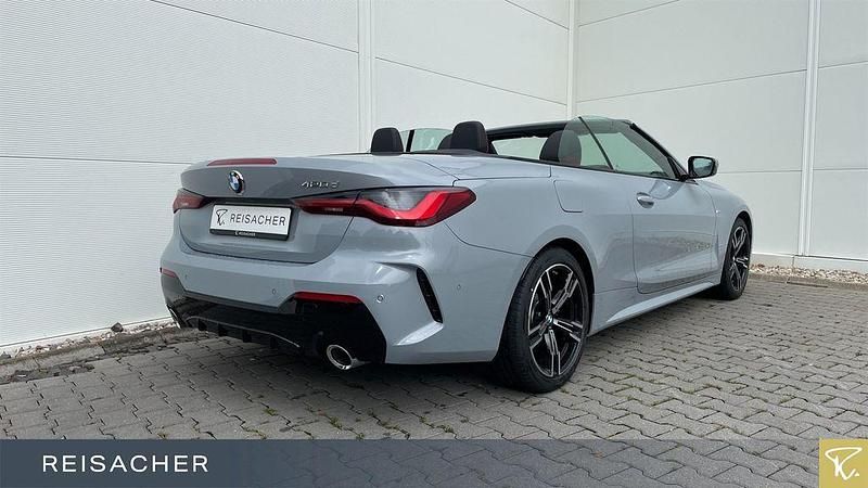 Neu BMW 420 M Sport 190 PS (139 kW) 2026 Grau Cabrio