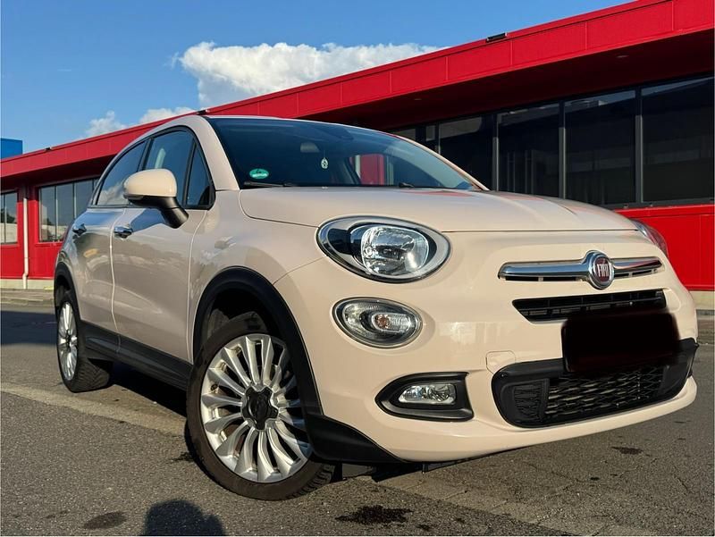 Beige Gebraucht 2016 Fiat 500X SUV | 8.999 € (Etwas zu teuer) - Bild 1/4