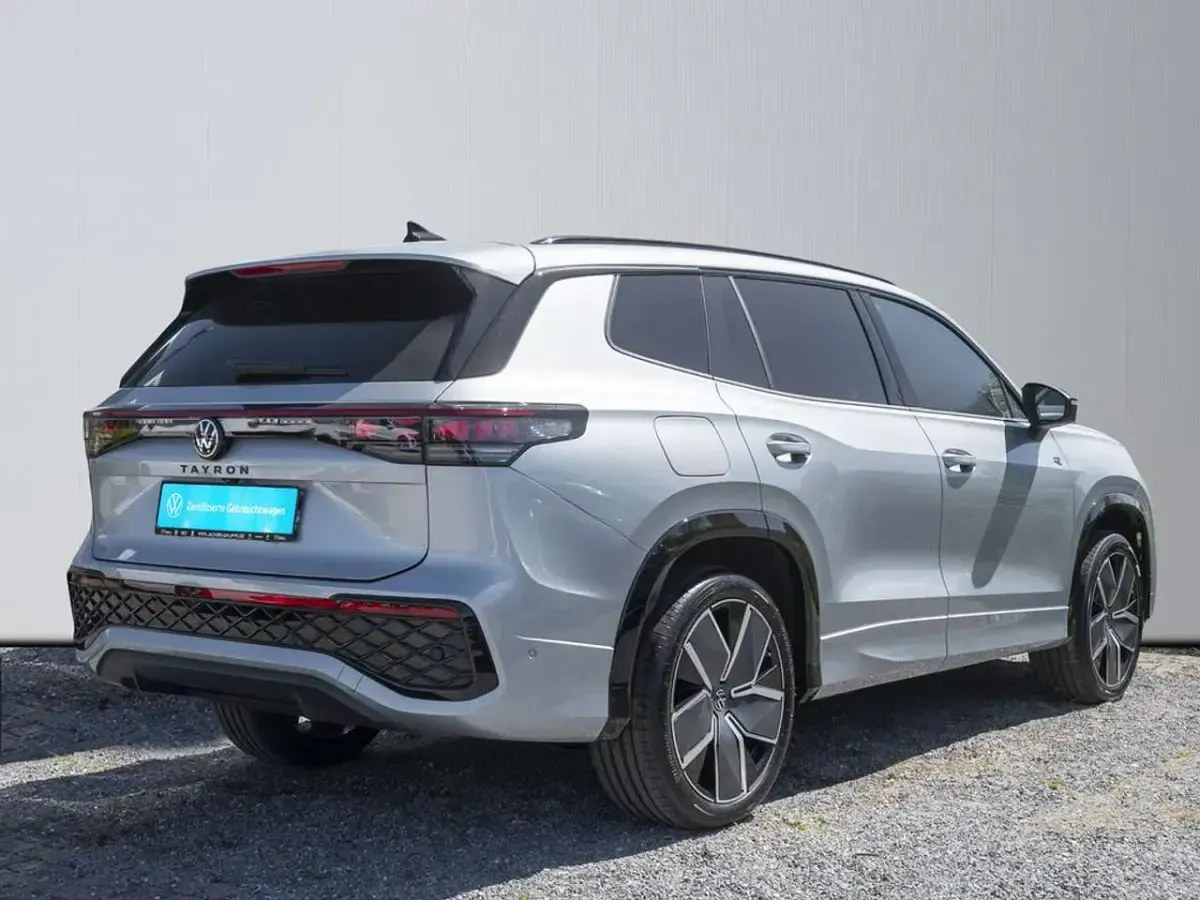 Używany VW Tayron Style 193 KM (141 kW) 2026 Srebrny SUV