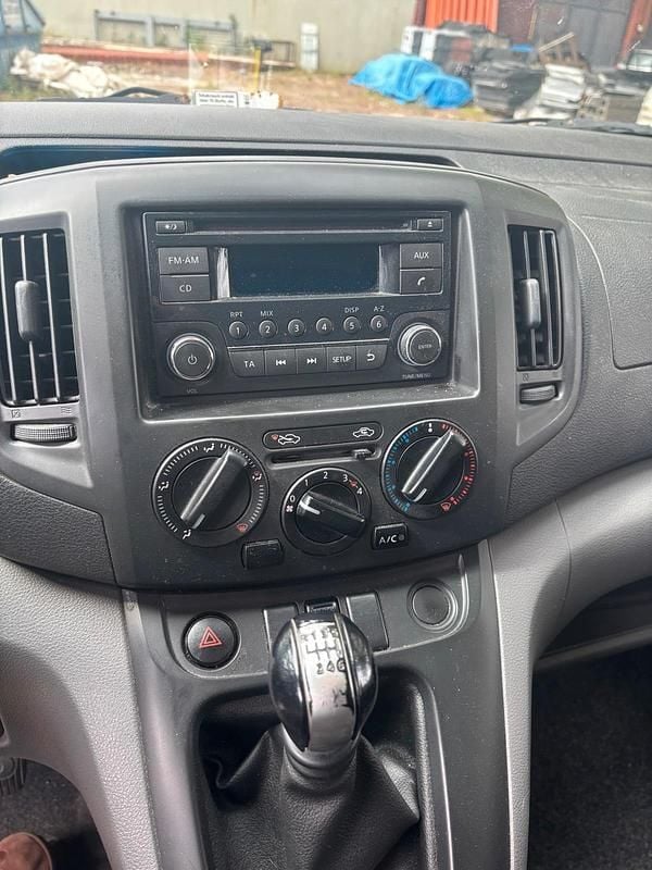 Weiß Gebraucht 2017 Nissan NV200 Van | 3.200 € (Superpreis) - Bild 1/4