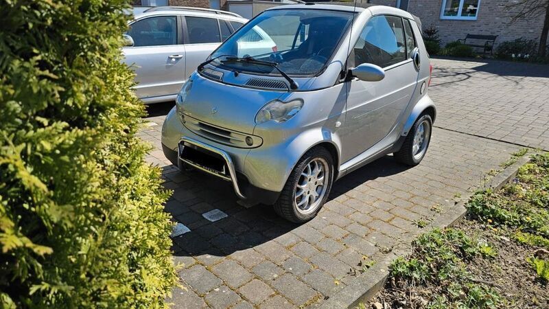 Silber Gebraucht 2000 Smart ForTwo Cabrio Passion Cabrio | 1.799 € (Guter Preis) - Bild 1/4