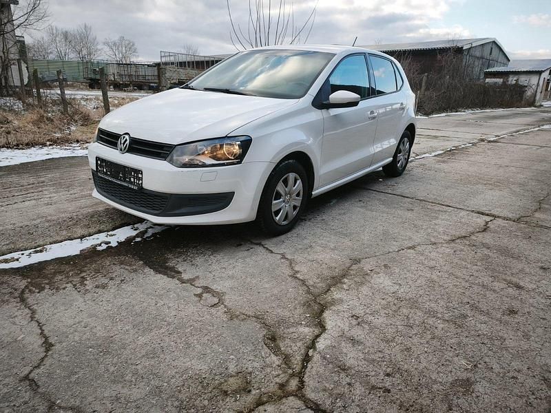 Gebraucht VW Polo 70 PS (51 kW) 2009 Weiß Kleinwagen