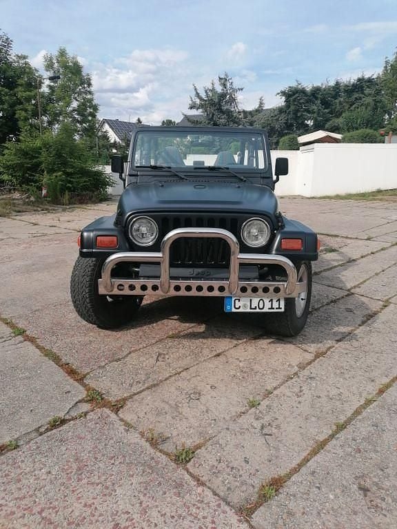 Schwarz Gebraucht 1998 Jeep Wrangler SUV | 14.500 € (Fairer Preis) - Bild 1/4