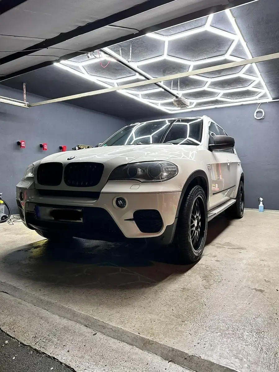 Gebraucht BMW X5 M Sport 245 PS (180 kW) 2010 Weiß SUV