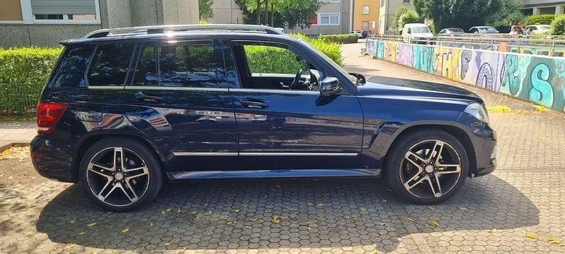 Blau Gebraucht 2014 Mercedes GLK220 SUV | 15.990 € (Guter Preis) - Bild 1/4
