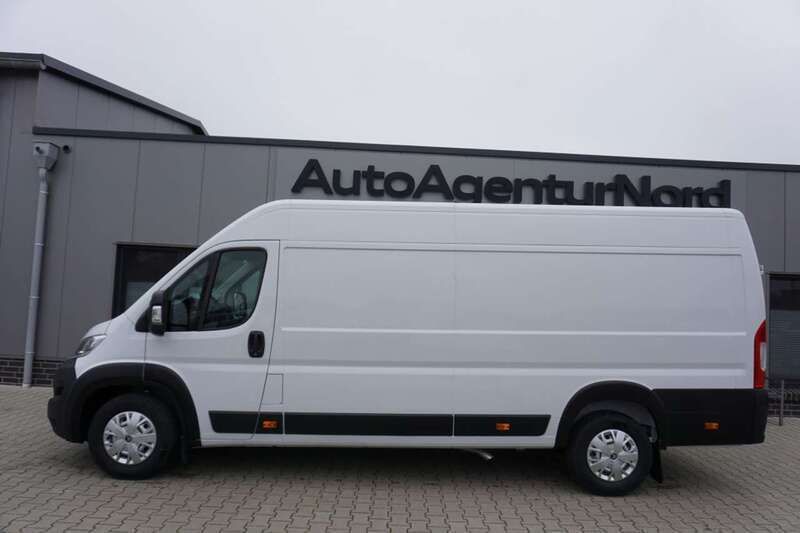 Gebraucht Citroën Jumper 140 PS (102 kW) 2022 Weiß Van / Kleinbus