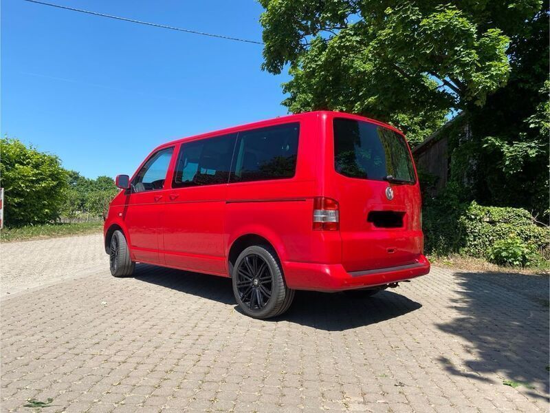 Gebraucht VW T5 131 PS (96 kW) 2004 Rot Van