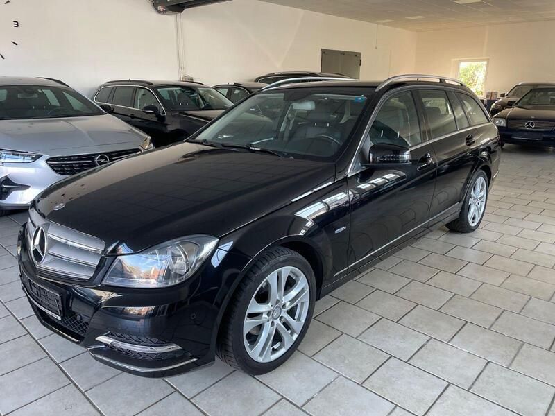 Schwarz Gebraucht 2011 Mercedes C180 Avantgarde Kombi | 8.650 € (Fairer Preis) - Bild 1/4