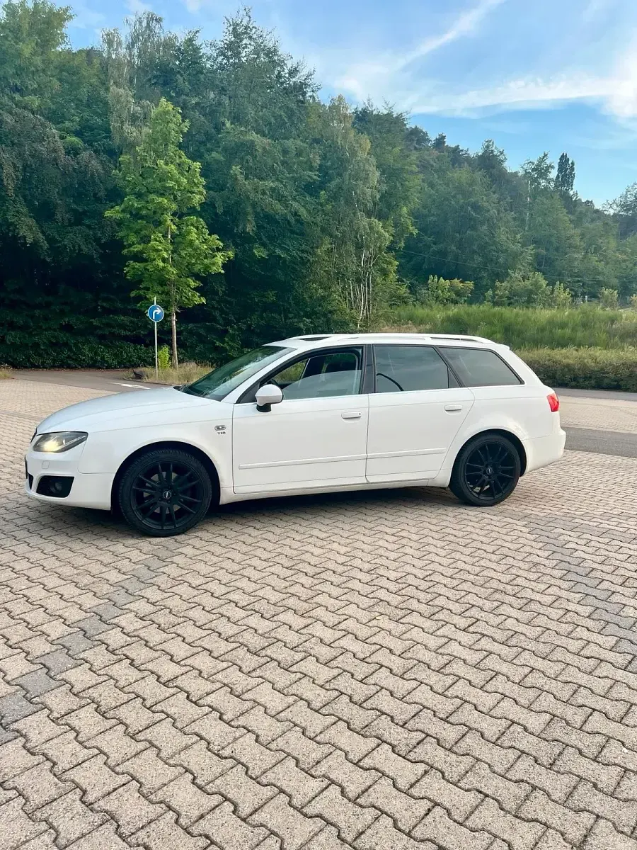 Gebraucht Seat Exeo 170 PS (125 kW) 2012 Weiß Kombi