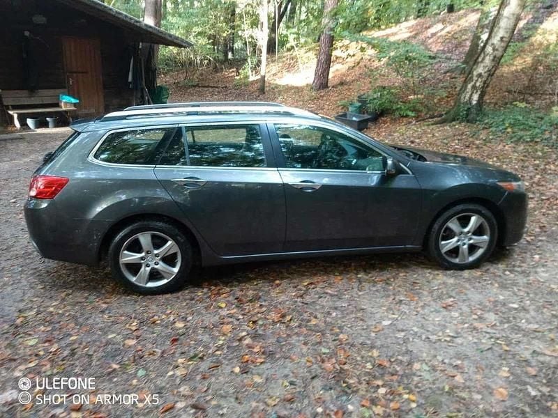 Grau Gebraucht 2009 Honda Accord Elegance Kombi | 5.800 € (Fairer Preis) - Bild 1/4