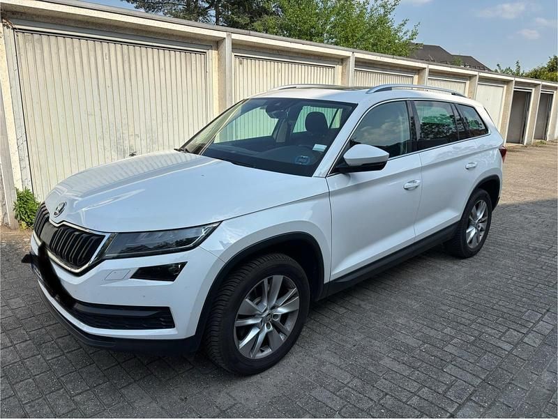 Weiß Gebraucht 2019 Skoda Kodiaq SUV | 22.500 € (Superpreis) - Bild 1/4