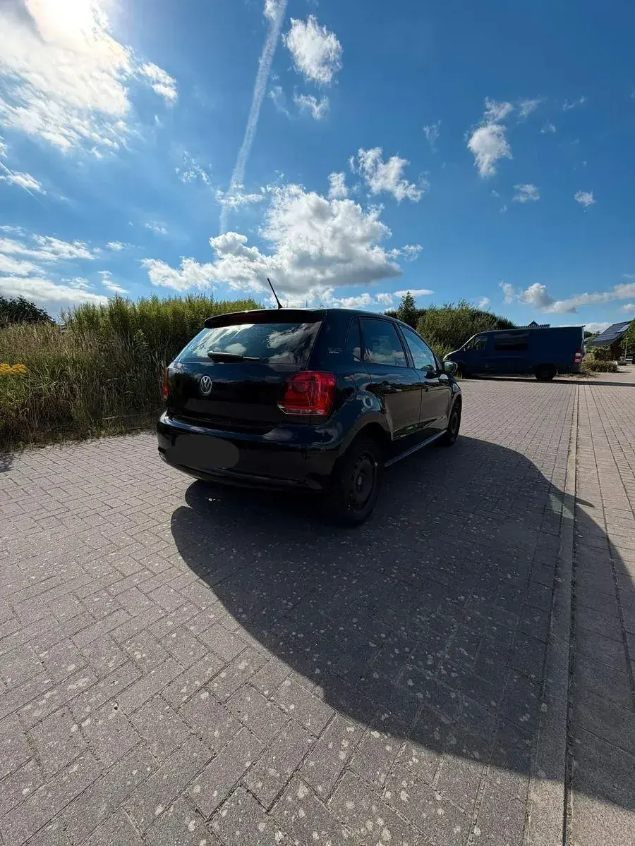 Gebraucht VW Polo Black Edition 60 PS (44 kW) 2013 Schwarz Kleinwagen