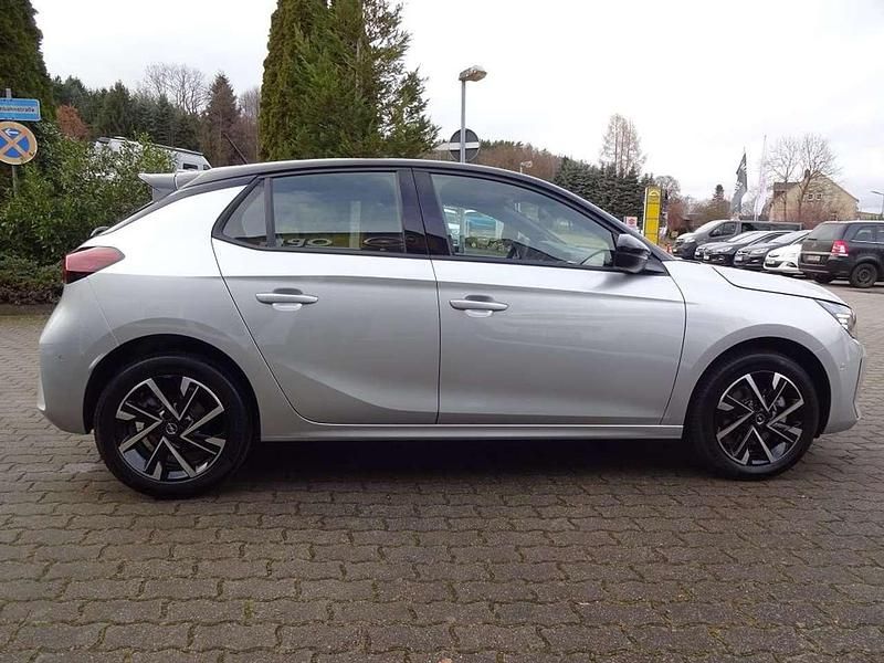 Neu Opel Corsa 101 PS (74 kW) 2025 Kristallsilber Kleinwagen