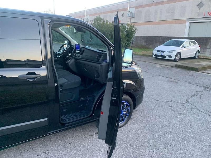 Gebraucht Ford Transit Custom Trend 170 PS (125 kW) 2020 Schwarz Kombi