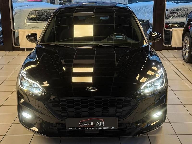 Gebraucht Ford Focus ST-Line 182 PS (133 kW) 2019 Schwarz Limousine