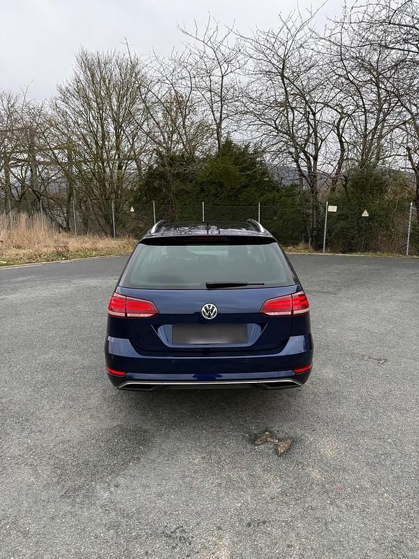 Gebraucht VW Golf VII Join 116 PS (85 kW) 2018 Blau Kombi