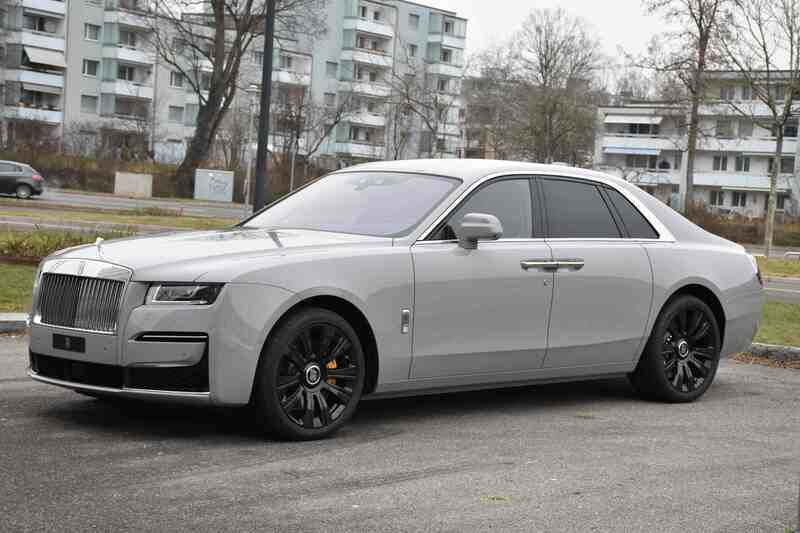 Grau Gebraucht 2022 Rolls Royce Ghost Limousine | 327.320 € (Fairer Preis) - Bild 1/4
