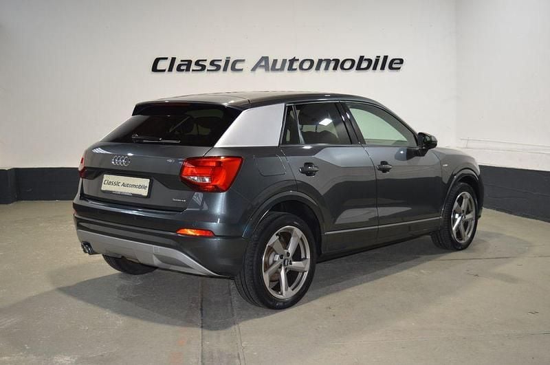 Gebraucht Audi Q2 S-Line 150 PS (110 kW) 2018 Grau SUV