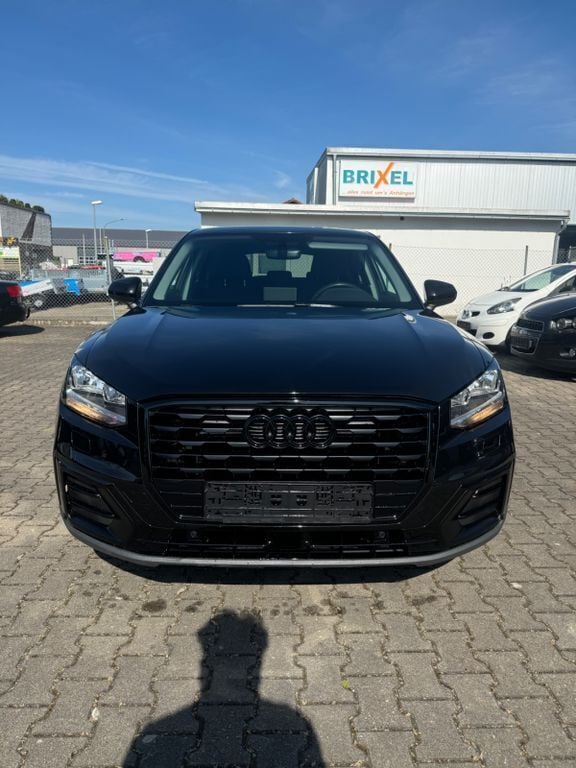 Schwarz Gebraucht 2018 Audi Q2 Basis SUV | 14.950 € (Superpreis) - Bild 1/4