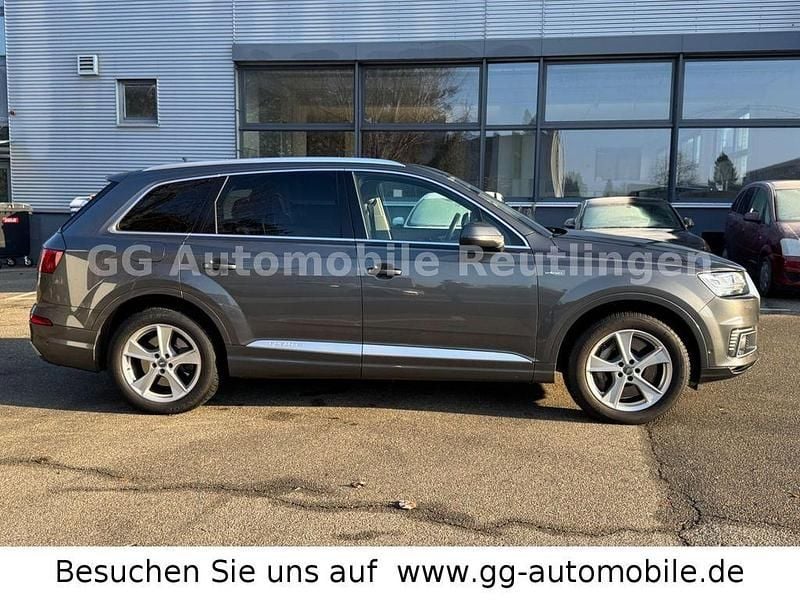 Gebraucht Audi Q7 Sport 258 PS (189 kW) 2018 Grau SUV