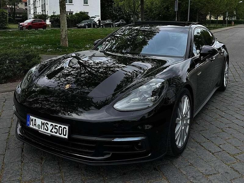 Gebraucht Porsche Panamera 4 330 PS (242 kW) 2019 Schwarz Limousine