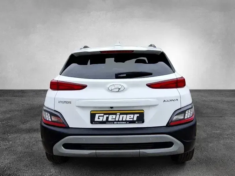 Gebraucht Hyundai Kona Edition 30+ 120 PS (88 kW) 2022 Weiß SUV