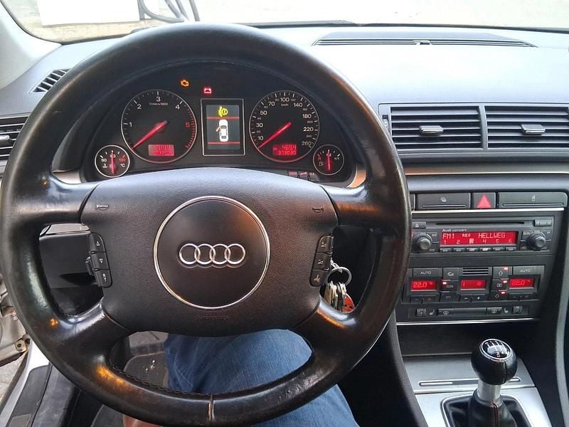 Gebraucht Audi A4 S-Line 163 PS (119 kW) 2004 Silber Kombi