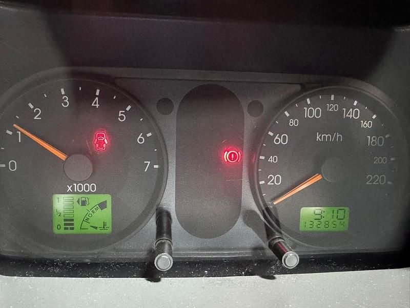 Gebraucht Ford Fusion 80 PS (58 kW) 2003 Grau Limousine