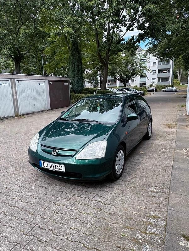 Grün Gebraucht 2002 Honda Civic Kleinwagen | 1.900 € (Fairer Preis) - Bild 1/4