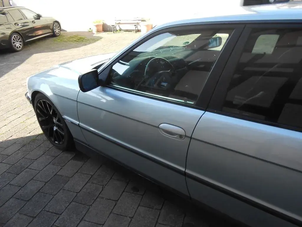 Gebraucht BMW 740L Sport Line 286 PS (210 kW) 1999 Grün Limousine