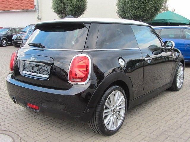 Gebraucht Mini Cooper 136 PS (100 kW) 2020 Schwarz Kleinwagen