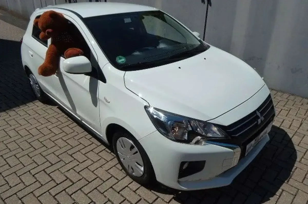 Gebraucht Mitsubishi Space Star Diamant Edition 71 PS (52 kW) 2020 Alpine white Kleinwagen