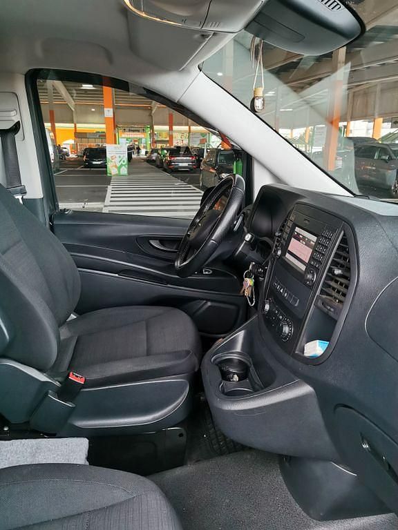 Gebraucht Mercedes Vito 163 PS (119 kW) 2019 Grau Van