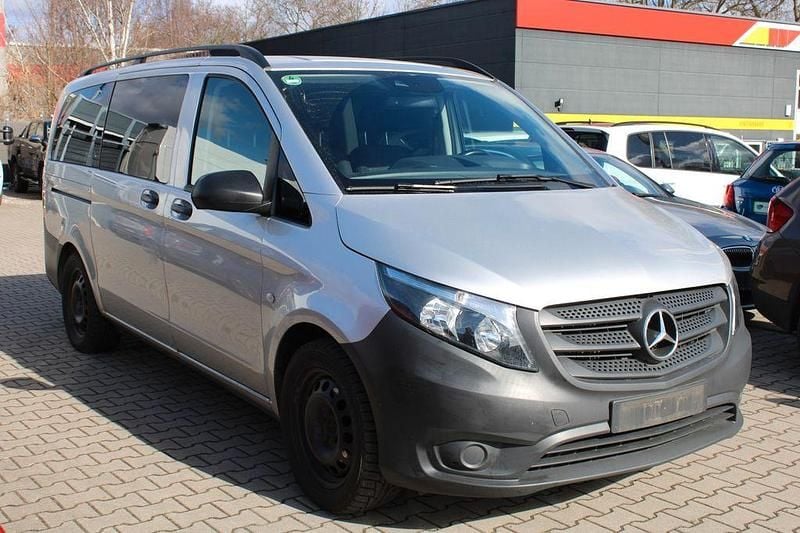 Gebraucht Mercedes Vito 163 PS (119 kW) 2019 Silber Van