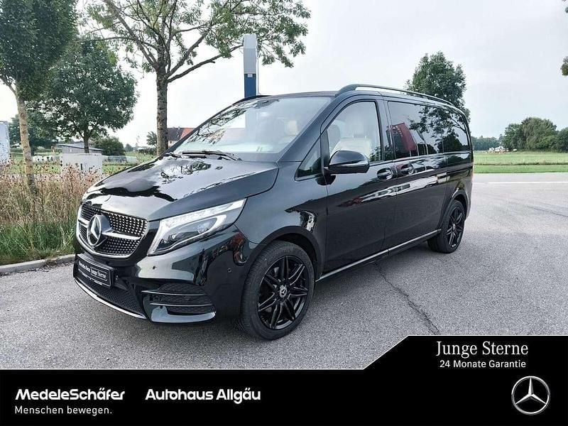 Obsidianschwarz Gebraucht 2022 Mercedes V300 Avantgarde Van / Kleinbus | 58.850 € (Fairer Preis) - Bild 1/4