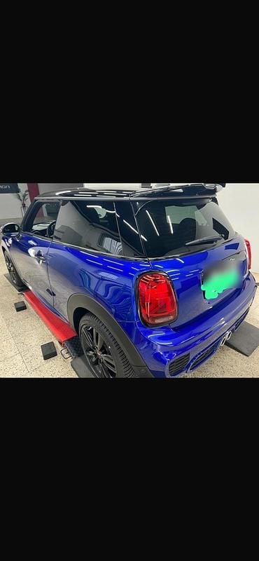 Gebraucht Mini John Cooper Works 192 PS (141 kW) 2019 Blau Kleinwagen