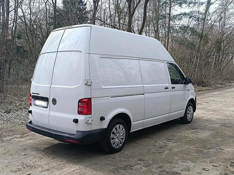 Gebraucht VW Transporter 115 PS (84 kW) 2018 Weiß Van
