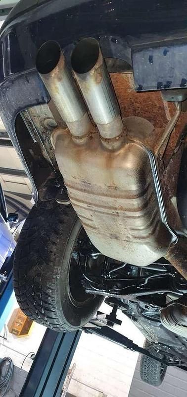 Second-hand Audi 80 Basis 150 CP (110 kW) 1995 Albastru Break