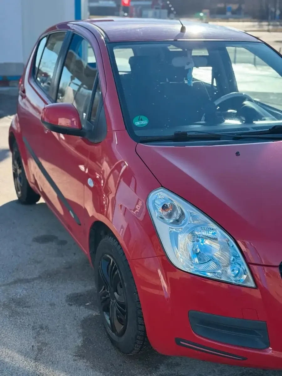 Gebraucht Suzuki Splash 70 PS (51 kW) 2009 Rot Kleinwagen