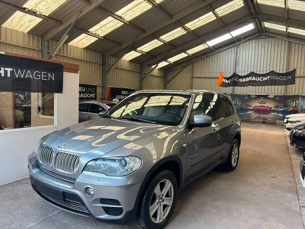 Gebraucht BMW X5 Sport Line 306 PS (225 kW) 2013 Grau SUV