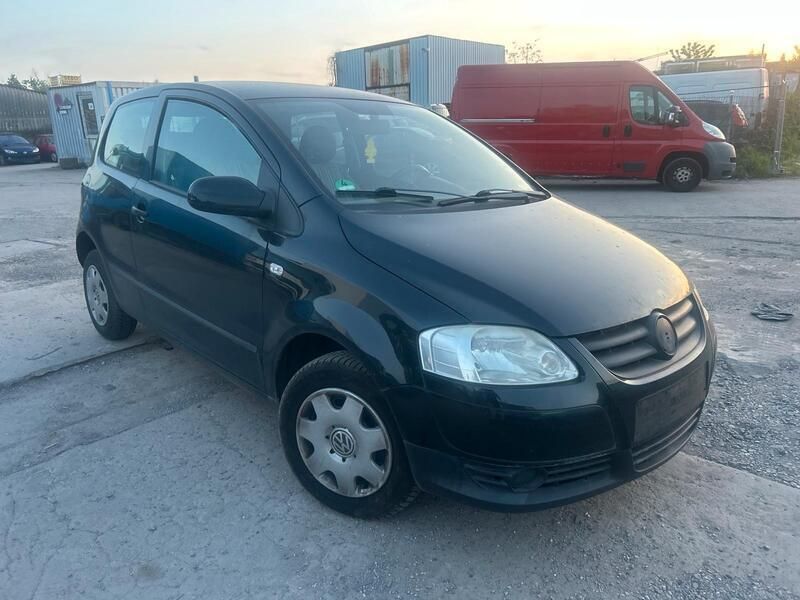 Grau Gebraucht 2006 VW Fox Kleinwagen | 400 € - Bild 1/4