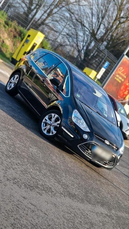 Second-hand Ford S-MAX S 140 CP (102 kW) 2010 Negru Monovolum