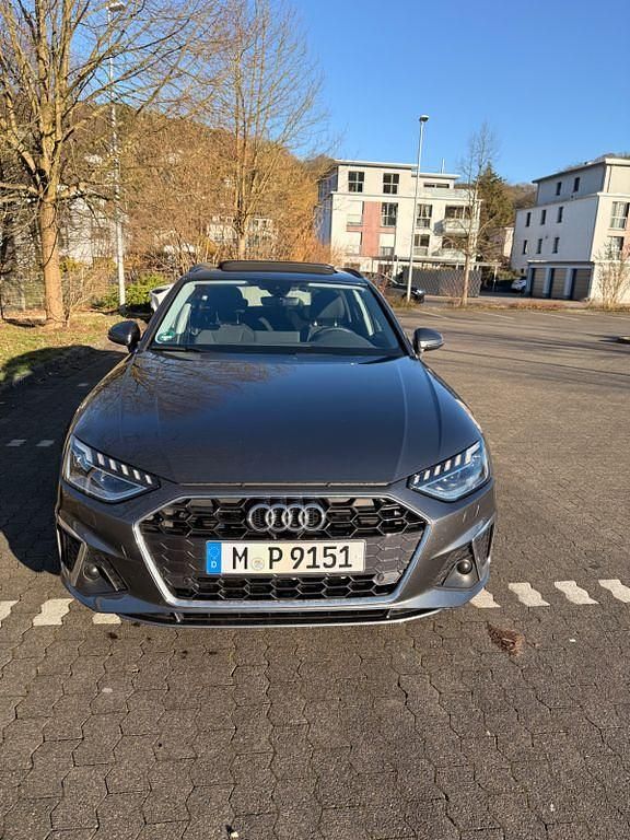 Gebraucht Audi A4 S-Line 204 PS (150 kW) 2021 Grau Kombi