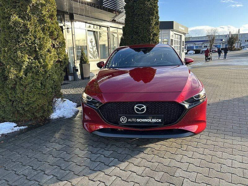 Gebraucht Mazda 3 122 PS (89 kW) 2023 Rot Limousine