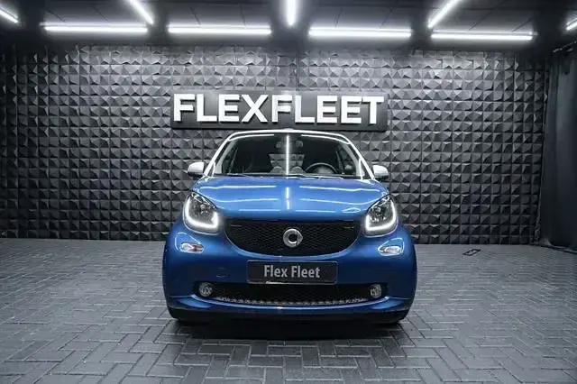 Gebraucht Smart ForTwo Cabrio Passion 90 PS (66 kW) 2016 Blau Cabrio